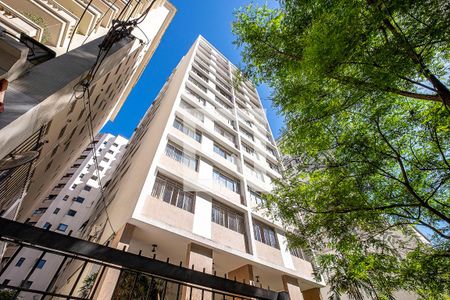 Apartamento para alugar com 170m², 2 quartos e 1 vaga Apartamento para alugar com 170m², 2 quartos e 1 vagaFachada