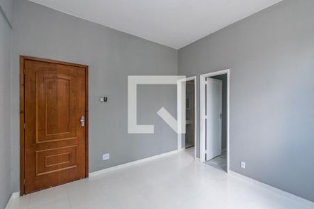 Sala de apartamento para alugar com 1 quarto, 70m² em Penha, Rio de Janeiro
