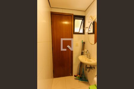 Apartamento à venda com 200m², 4 quartos e 3 vagasBanheiro de serviço