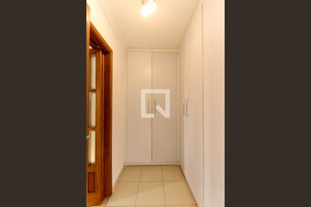 Apartamento à venda com 200m², 4 quartos e 3 vagasCloset