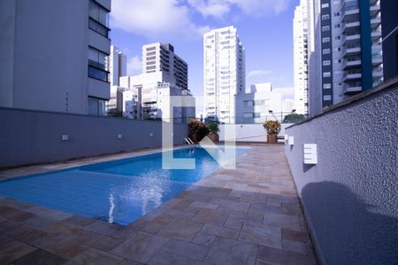 Apartamento à venda com 208m², 4 quartos e 3 vagas Apartamento à venda com 208m², 4 quartos e 3 vagasÁrea comum - Piscina