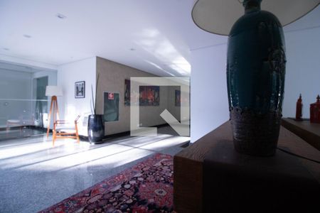 Apartamento à venda com 208m², 4 quartos e 3 vagas Apartamento à venda com 208m², 4 quartos e 3 vagasHall de entrada