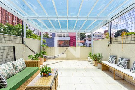 Apartamento à venda com 143m², 2 quartos e 2 vagas Apartamento à venda com 143m², 2 quartos e 2 vagasCobertura