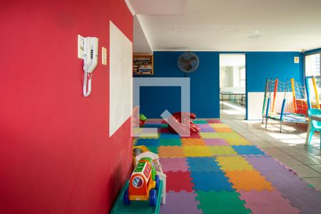 Apartamento à venda com 240m², 4 quartos e 2 vagas Apartamento à venda com 240m², 4 quartos e 2 vagasBrinquedoteca