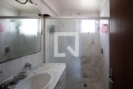 Apartamento à venda com 240m², 4 quartos e 2 vagas Apartamento à venda com 240m², 4 quartos e 2 vagasSuite Quarto 4