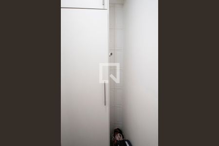 Apartamento à venda com 240m², 4 quartos e 2 vagas Apartamento à venda com 240m², 4 quartos e 2 vagasBanheiro