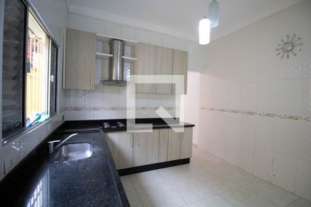 Casa à venda com 100m², 2 quartos e 2 vagasCozinha