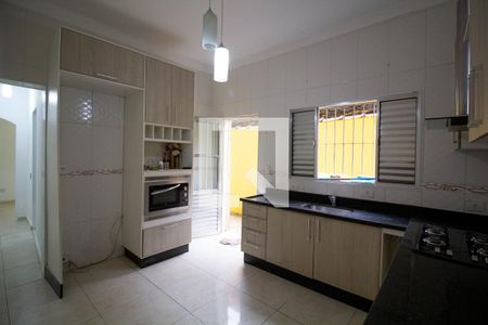 Casa à venda com 100m², 2 quartos e 2 vagasCozinha