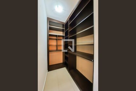 Casa à venda com 211m², 2 quartos e 3 vagasSuíte 1