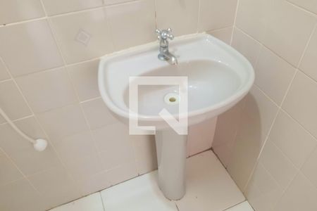 Casa à venda com 211m², 2 quartos e 3 vagasBanheiro de Serviço