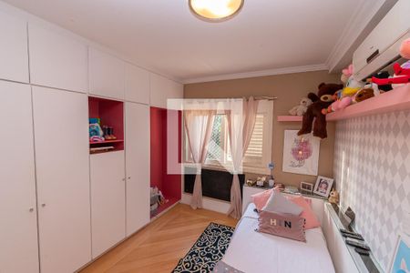 Casa de condomínio à venda com 439m², 4 quartos e 4 vagas Casa de condomínio à venda com 439m², 4 quartos e 4 vagasSuite 4