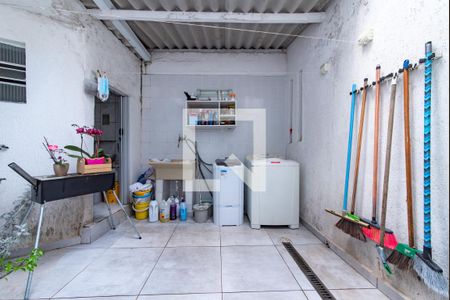 Casa à venda com 105m², 2 quartos e 1 vaga Casa à venda com 105m², 2 quartos e 1 vagaÁrea de serviço