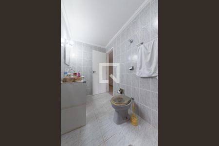 Casa à venda com 105m², 2 quartos e 1 vaga Casa à venda com 105m², 2 quartos e 1 vagaBanheiro