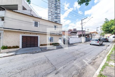 Casa à venda com 105m², 2 quartos e 1 vaga Casa à venda com 105m², 2 quartos e 1 vagaFachada