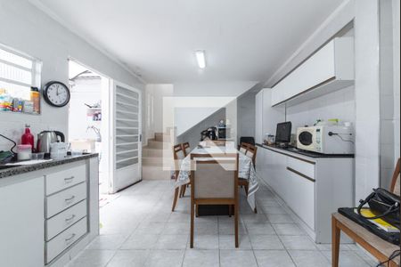 Casa à venda com 105m², 2 quartos e 1 vaga Casa à venda com 105m², 2 quartos e 1 vagaCozinha