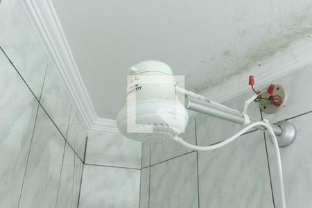 Casa à venda com 105m², 2 quartos e 1 vaga Casa à venda com 105m², 2 quartos e 1 vagaBanheiro