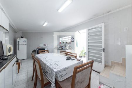 Casa à venda com 105m², 2 quartos e 1 vaga Casa à venda com 105m², 2 quartos e 1 vagaCozinha