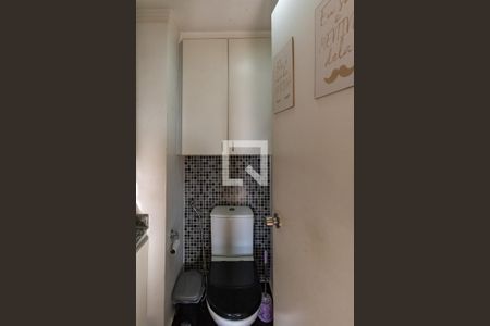 Apartamento à venda com 60m², 2 quartos e 1 vaga Apartamento à venda com 60m², 2 quartos e 1 vagaBanheiro