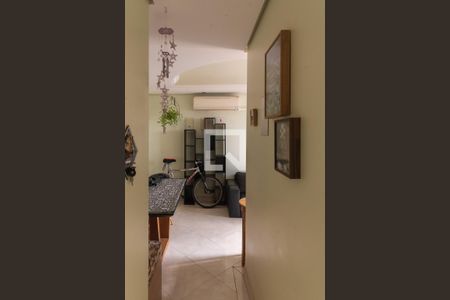 Apartamento à venda com 60m², 2 quartos e 1 vaga Apartamento à venda com 60m², 2 quartos e 1 vagaCorredor