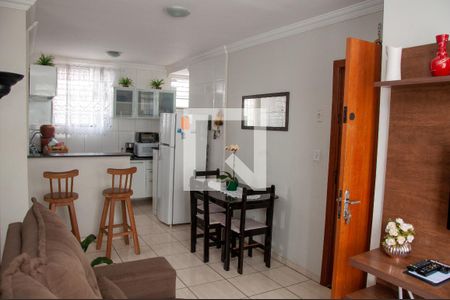 Sala de apartamento para alugar com 2 quartos, 60m² em Xangri-lá, Contagem