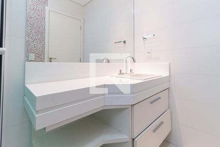 Casa à venda com 550m², 4 quartos e 4 vagasBanheiro da suíte 3