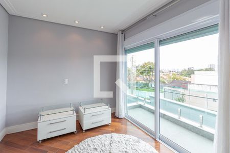 Casa à venda com 550m², 4 quartos e 4 vagasSuíte 2