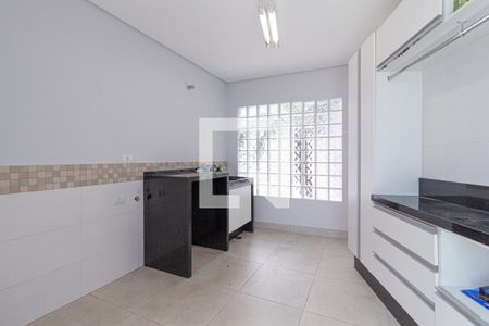 Casa à venda com 550m², 4 quartos e 4 vagasÁrea de serviço