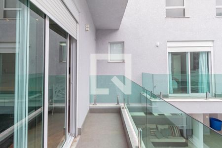 Casa à venda com 550m², 4 quartos e 4 vagasSacada