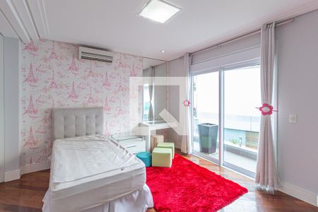 Casa à venda com 550m², 4 quartos e 4 vagasSuíte 3