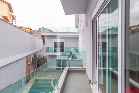 Casa à venda com 550m², 4 quartos e 4 vagasSacada