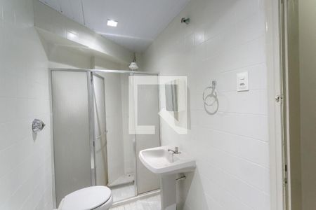 Apartamento à venda com 100m², 2 quartos e sem vaga Apartamento à venda com 100m², 2 quartos e sem vagaBanheiro