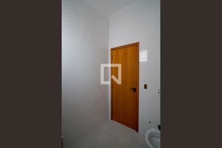 Banheiro de kitnet/studio para alugar com 1 quarto, 50m² em Vila Santana, Sorocaba