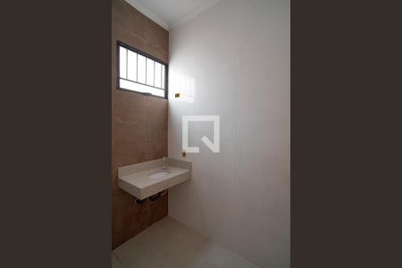 Banheiro de kitnet/studio para alugar com 1 quarto, 50m² em Vila Santana, Sorocaba