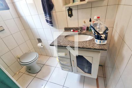 Casa à venda com 150m², 4 quartos e 4 vagasBanheiro 2