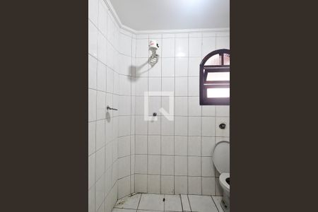Casa à venda com 150m², 4 quartos e 4 vagasBanheiro 1