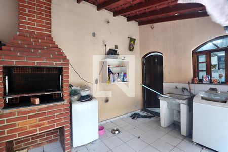 Casa à venda com 150m², 4 quartos e 4 vagasÁrea de Serviço