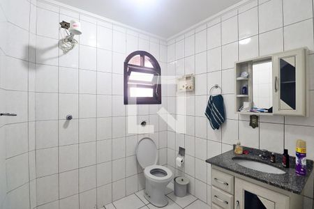 Casa à venda com 150m², 4 quartos e 4 vagasBanheiro 1