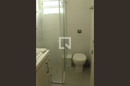 Casa à venda com 243m², 3 quartos e 2 vagasBanheiro da Suíte 2