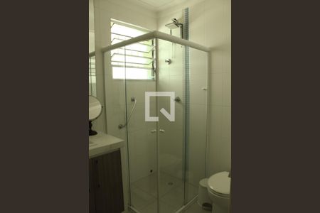 Casa à venda com 243m², 3 quartos e 2 vagasBanheiro da Suíte 1