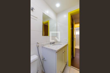 Apartamento à venda com 94m², 3 quartos e 2 vagas Apartamento à venda com 94m², 3 quartos e 2 vagasBanheiro da Suíte