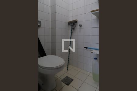 Apartamento para alugar com 86m², 2 quartos e 1 vaga Apartamento para alugar com 86m², 2 quartos e 1 vagaBanheiro de serviço