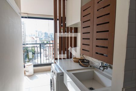 Apartamento à venda com 72m², 2 quartos e 2 vagas Apartamento à venda com 72m², 2 quartos e 2 vagasÁrea de serviço