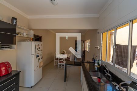 Sala de Jantar/Cozinha de casa à venda com 4 quartos, 480m² em Jardim Itamarati, Campinas