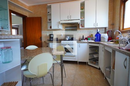 Apartamento à venda com 232m², 4 quartos e 4 vagasCozinha Principal