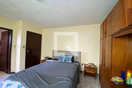 Casa à venda com 157m², 3 quartos e 1 vagaSuíte 