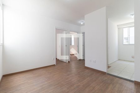 Sala de apartamento para alugar com 2 quartos, 43m² em Jardim Maria Estela, São Paulo
