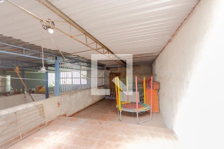 Casa à venda com 200m², 3 quartos e 3 vagasQuintal