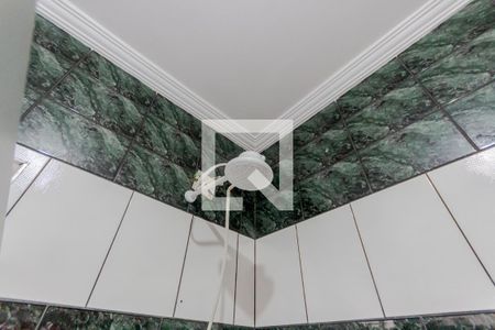 Casa à venda com 200m², 3 quartos e 3 vagasChuveiro