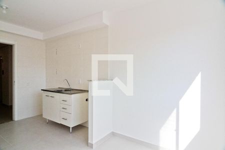 Sala de apartamento para alugar com 2 quartos, 33m² em Piqueri, São Paulo