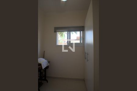 Casa de condomínio à venda com 420m², 5 quartos e 4 vagas Casa de condomínio à venda com 420m², 5 quartos e 4 vagasSuíte de Serviço